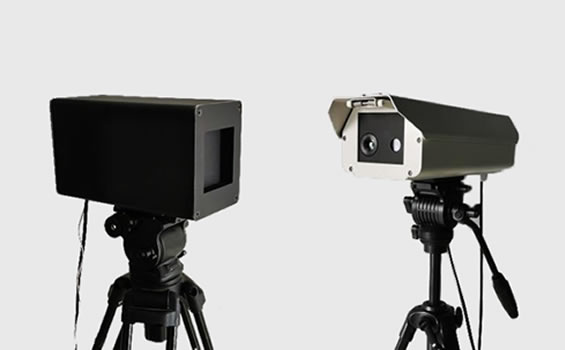 Intelligent dual-light infrared temperature screening system