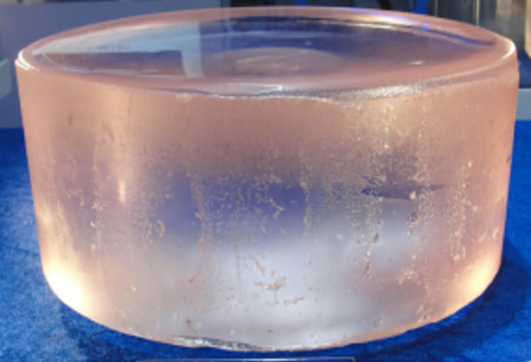 Large size sapphire optical elements