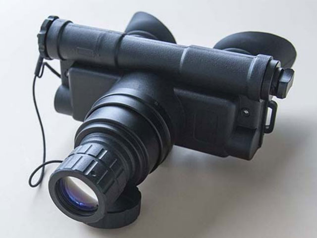 How do night vision binoculars see the dark?
